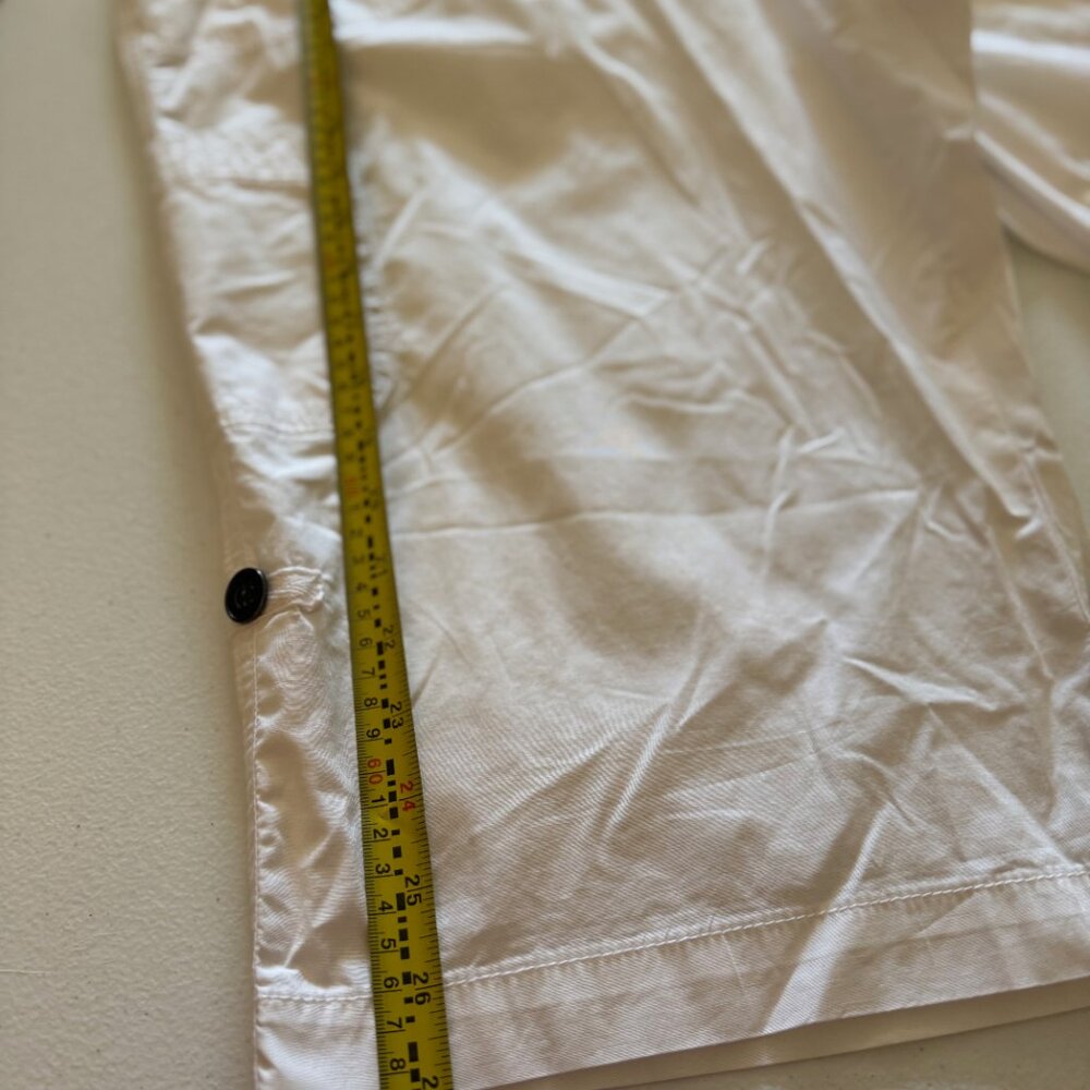 Chicos adjustable Mid-Length cargo shorts - size 3 - Tan - Picture 5 of 8
